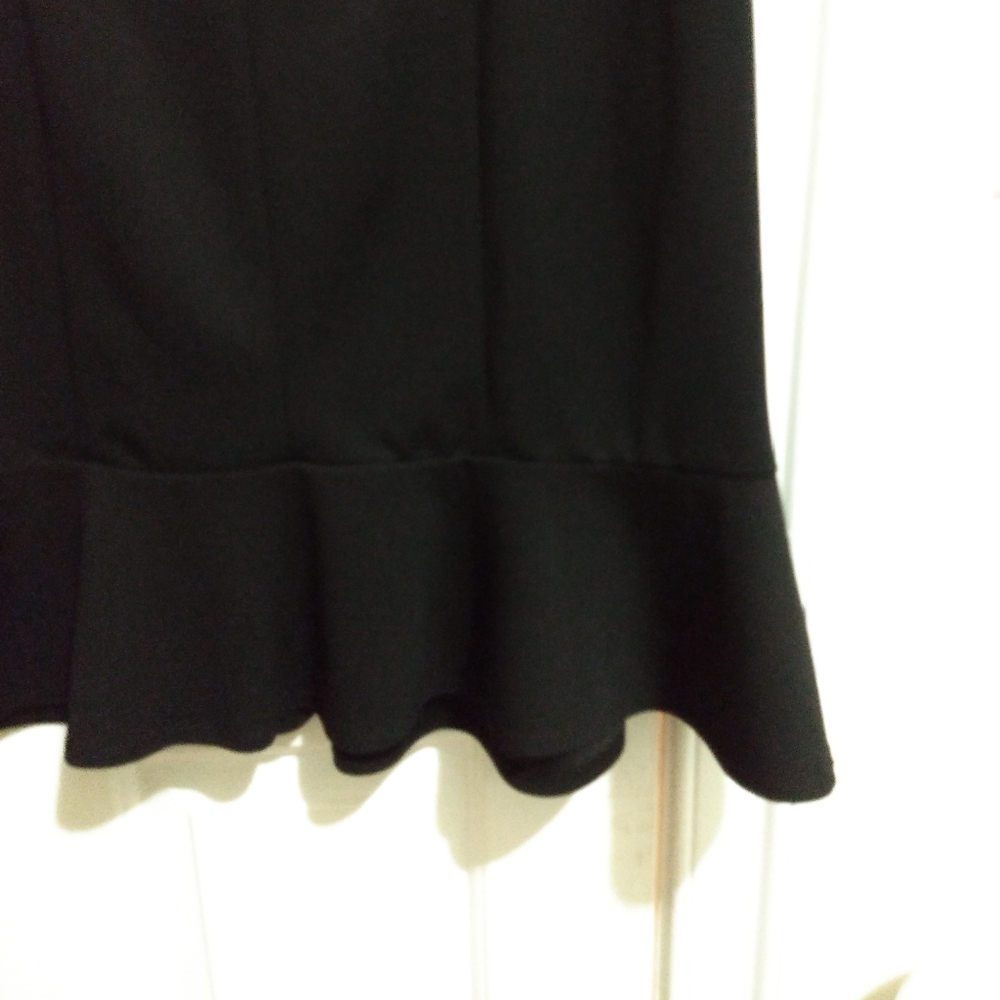 🆕 LBD 👗 - Picture 4 of 4